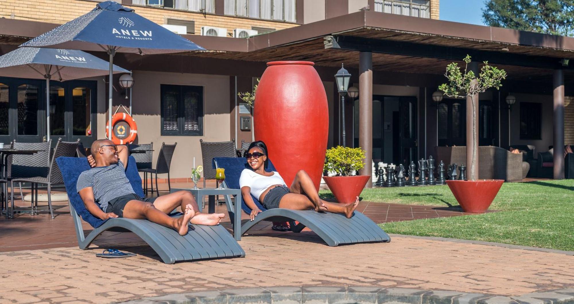 Anew Hotel Witbank Emalahleni Exterior foto